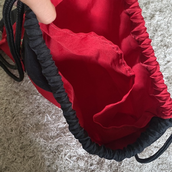 Never Used before !!! Red & Black Nike Drawl-string Bag - Picture 4 of 4